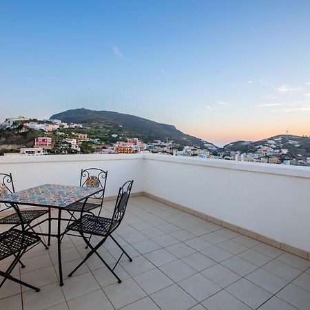 Hotel Torre Dei Borboni Ponza Ngoại thất bức ảnh