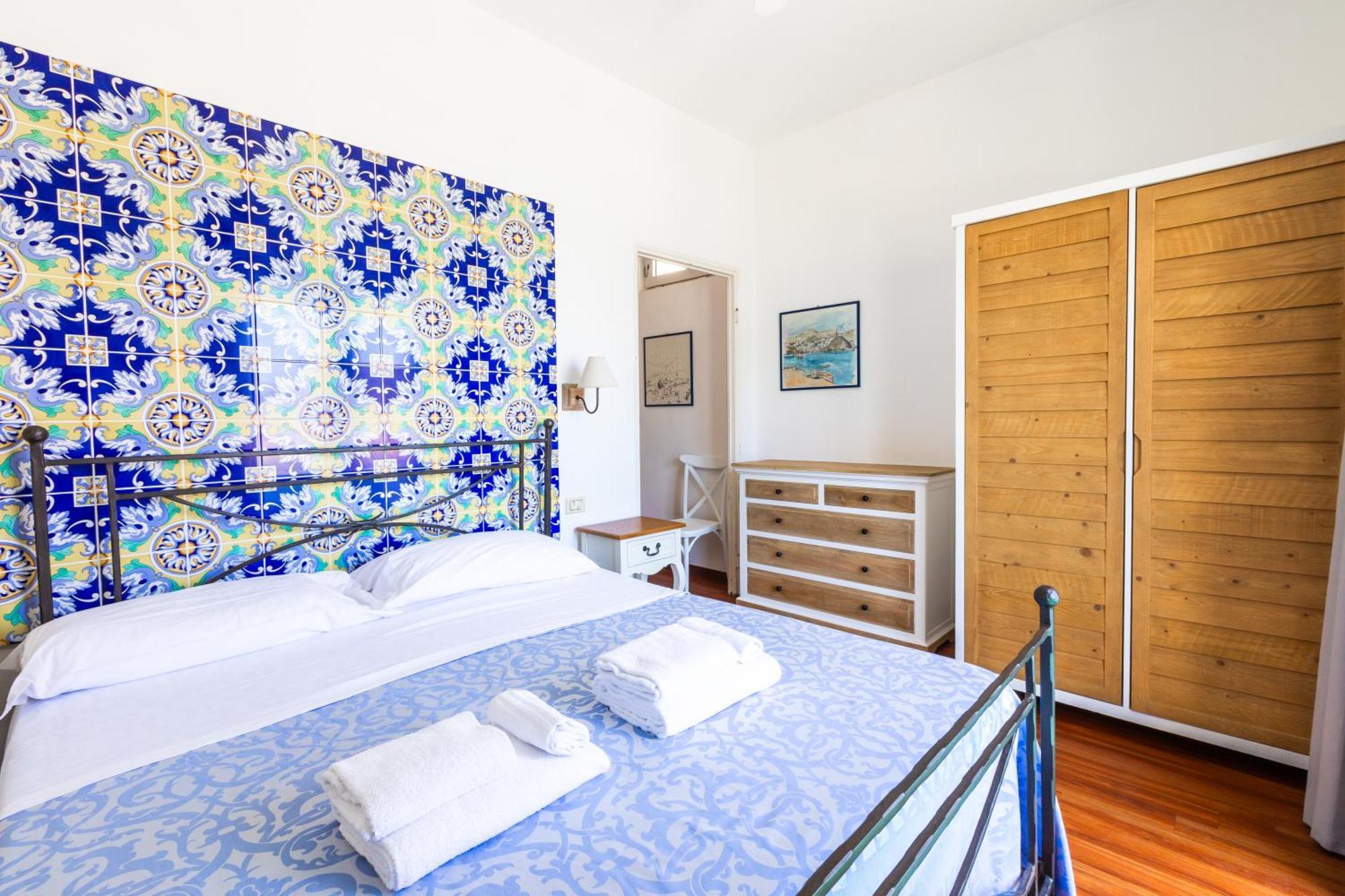 Hotel Torre Dei Borboni Ponza Ngoại thất bức ảnh