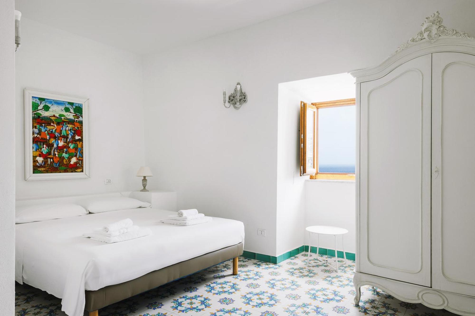 Hotel Torre Dei Borboni Ponza Ngoại thất bức ảnh