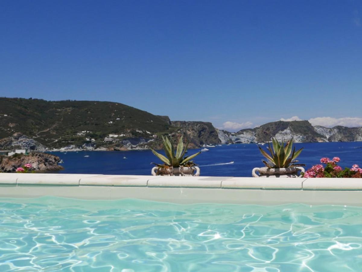 Hotel Torre Dei Borboni Ponza Ngoại thất bức ảnh