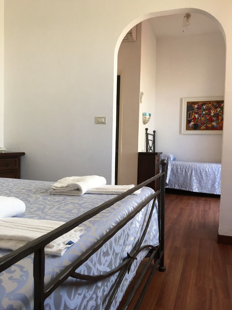 Hotel Torre Dei Borboni Ponza Ngoại thất bức ảnh